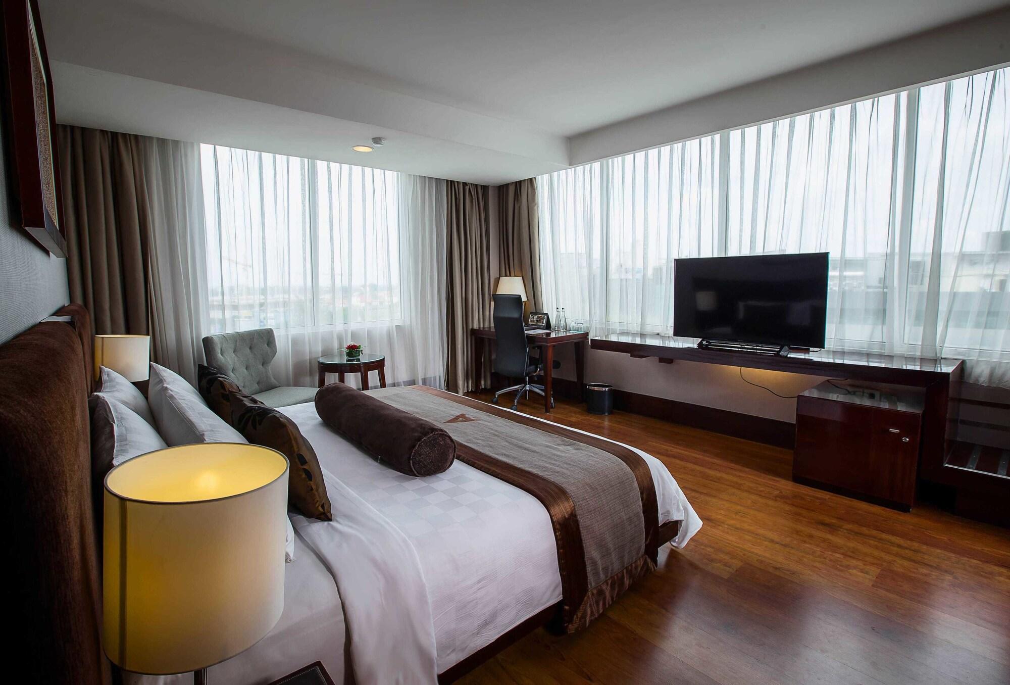 The Arista Hotel Palembang Exterior photo