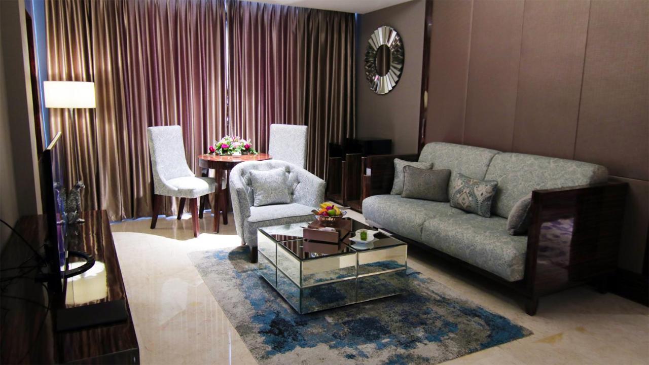 The Arista Hotel Palembang Exterior photo